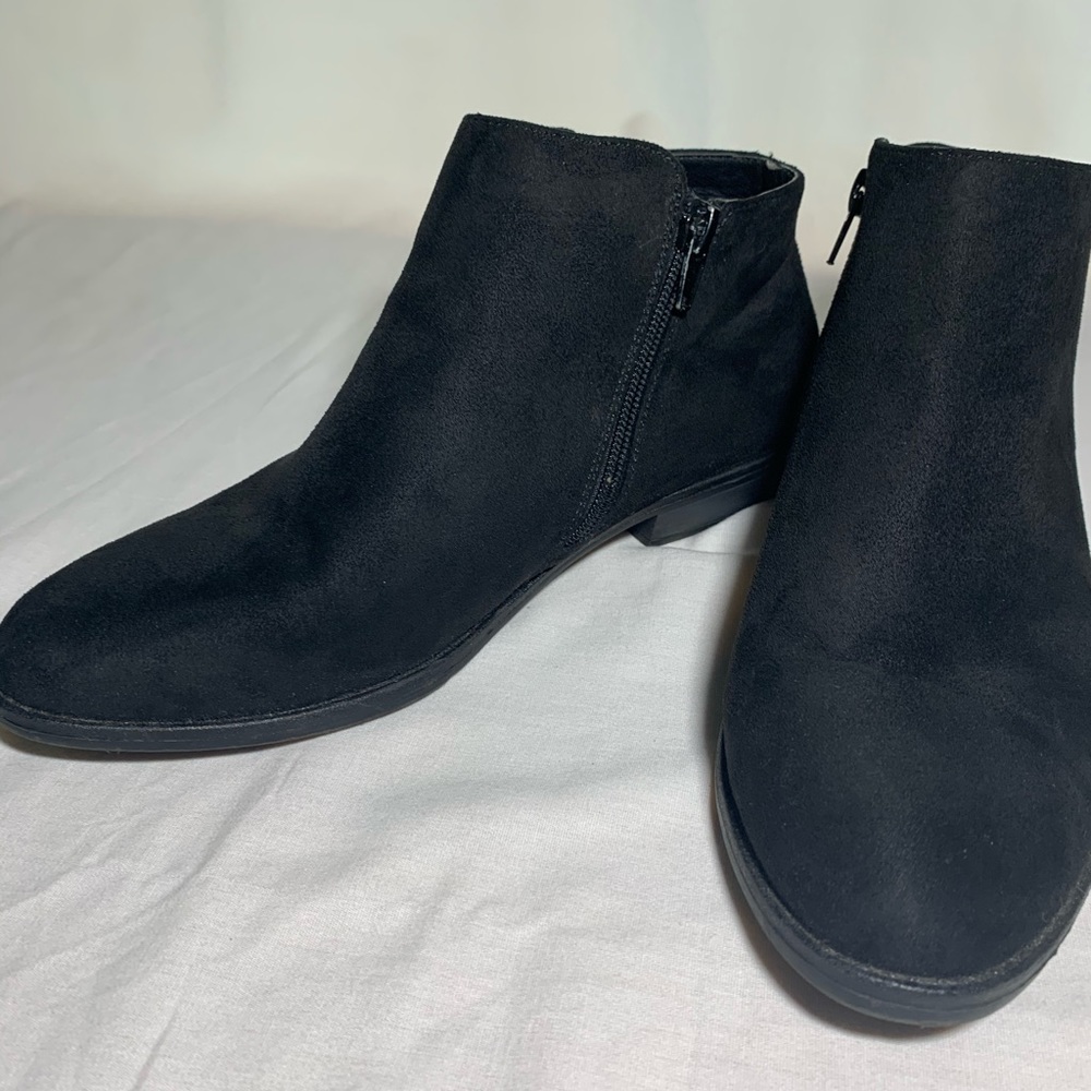 Dominque Nichole boots